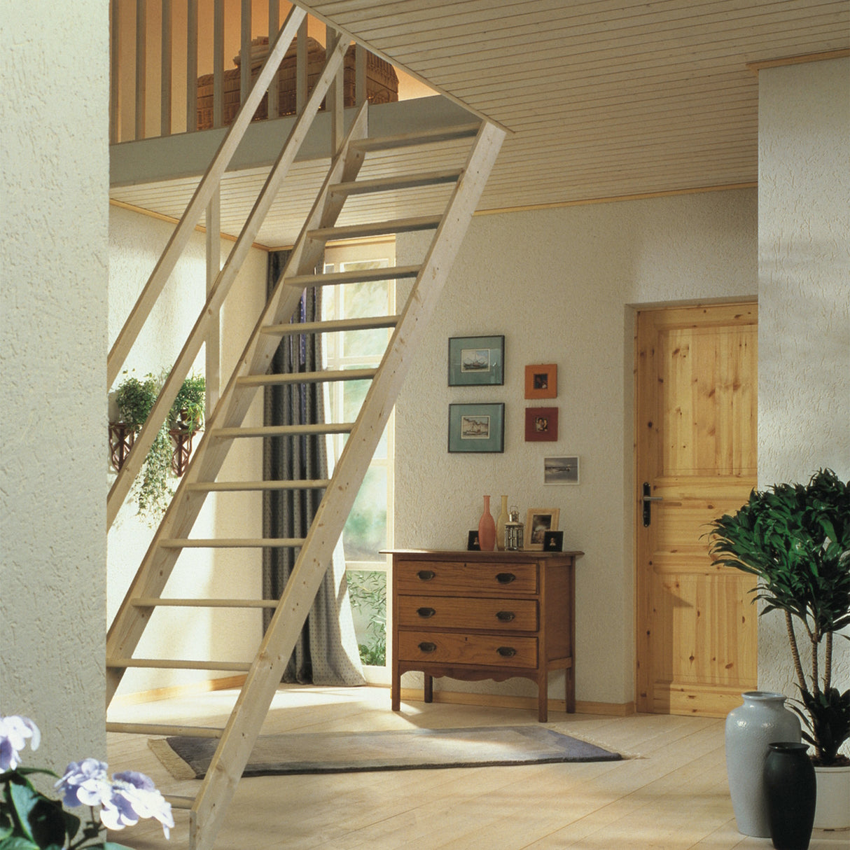 Extra Breite Platzsparende Deluxe-Treppe